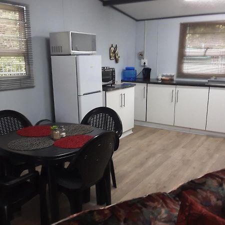 Nadine'S Self-Catering Accommodation Stormsrivier Exterior foto